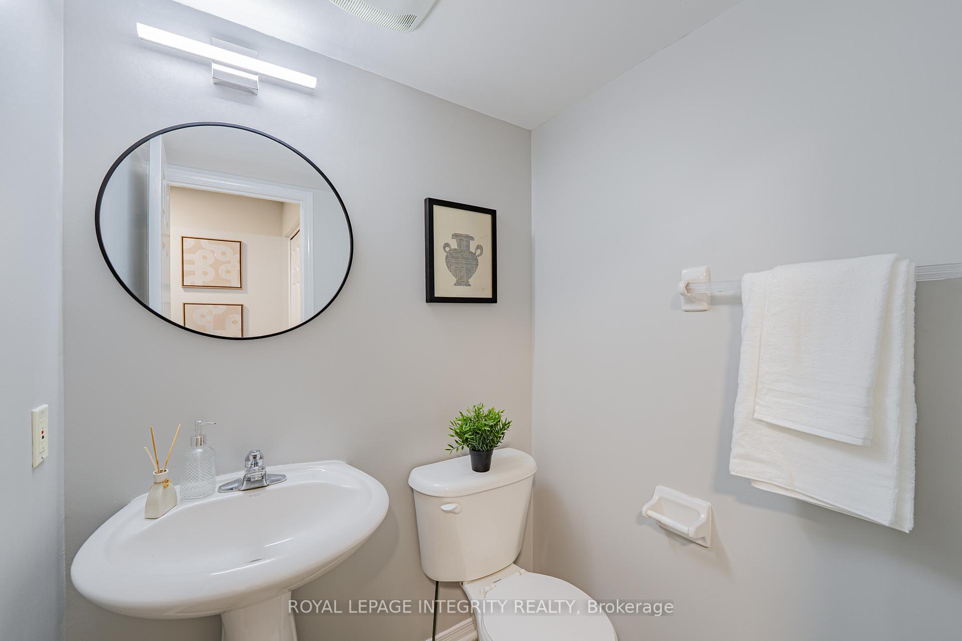 Photo 6 of 165 Kinross Private, Ottawa, Kanata - Morgan's Grant/South March — HOMEH