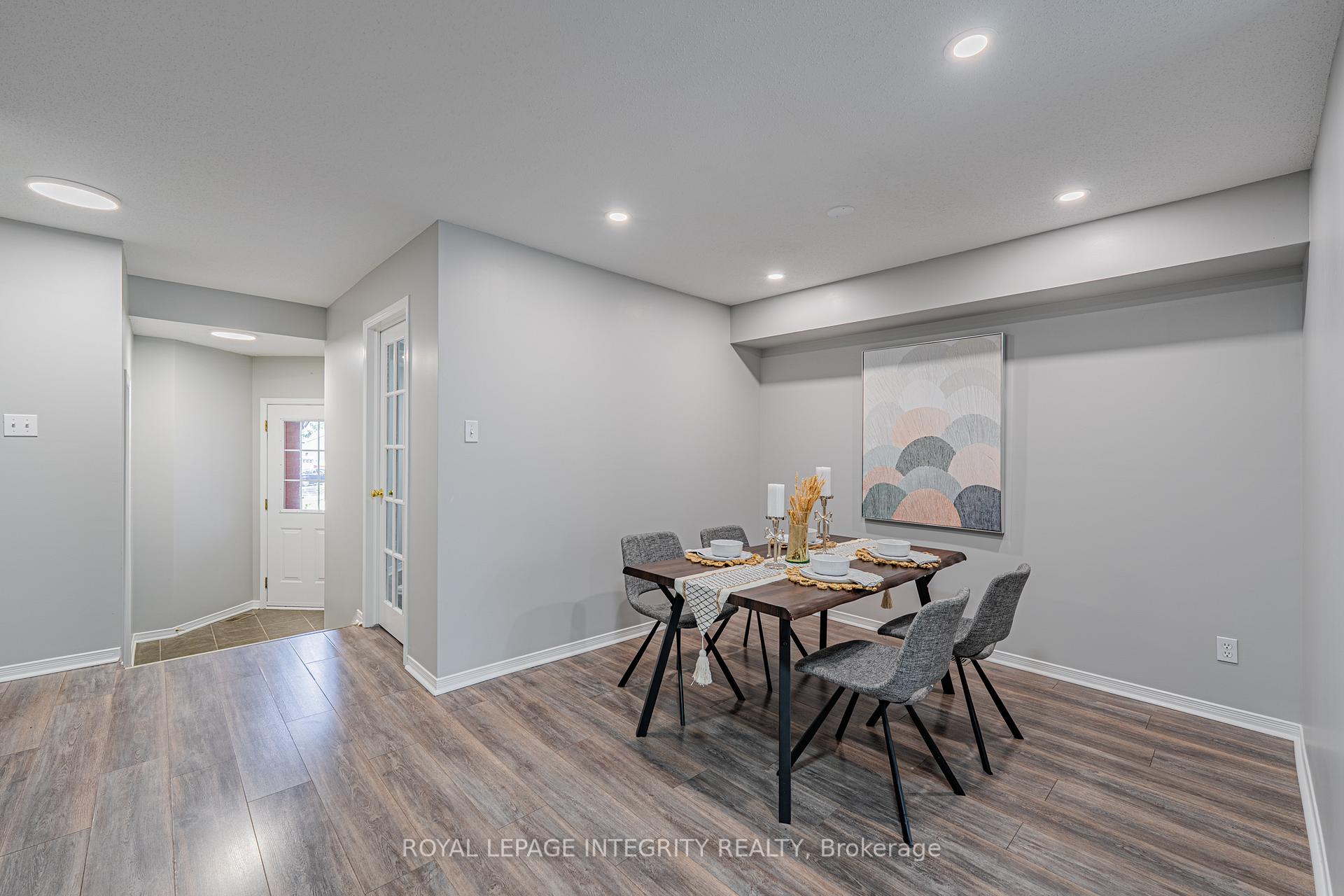 Photo 9 of 165 Kinross Private, Ottawa, Kanata - Morgan's Grant/South March — HOMEH