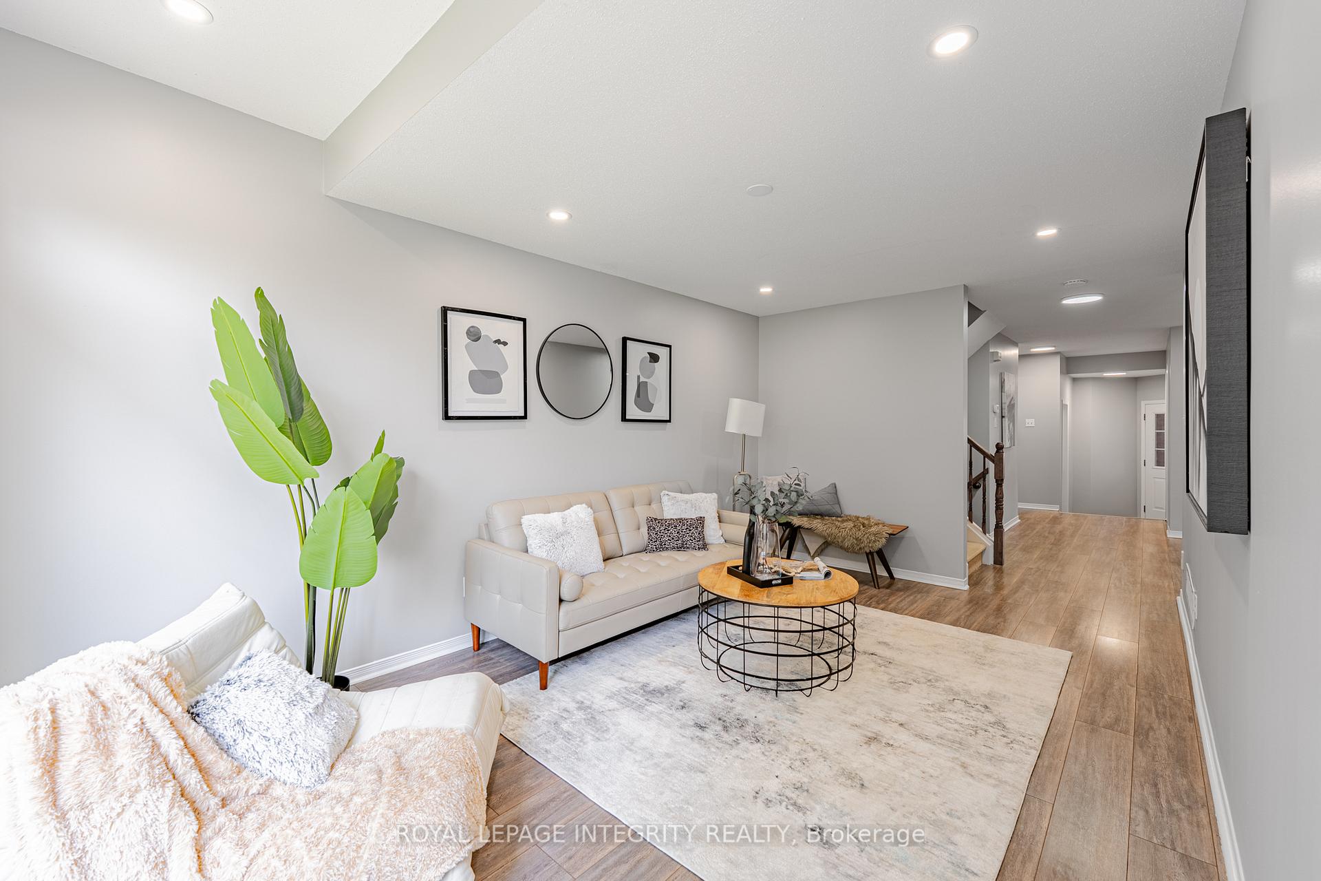 Photo 15 of 165 Kinross Private, Ottawa, Kanata - Morgan's Grant/South March — HOMEH