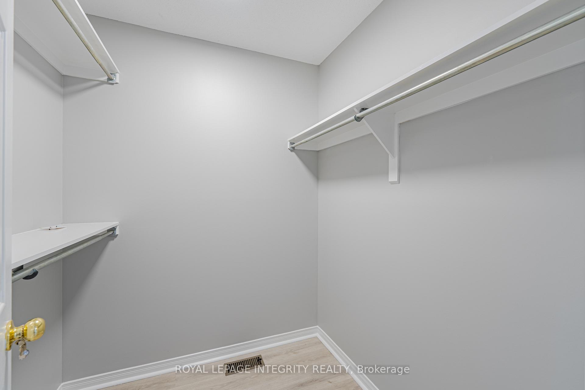 Photo 23 of 165 Kinross Private, Ottawa, Kanata - Morgan's Grant/South March — HOMEH