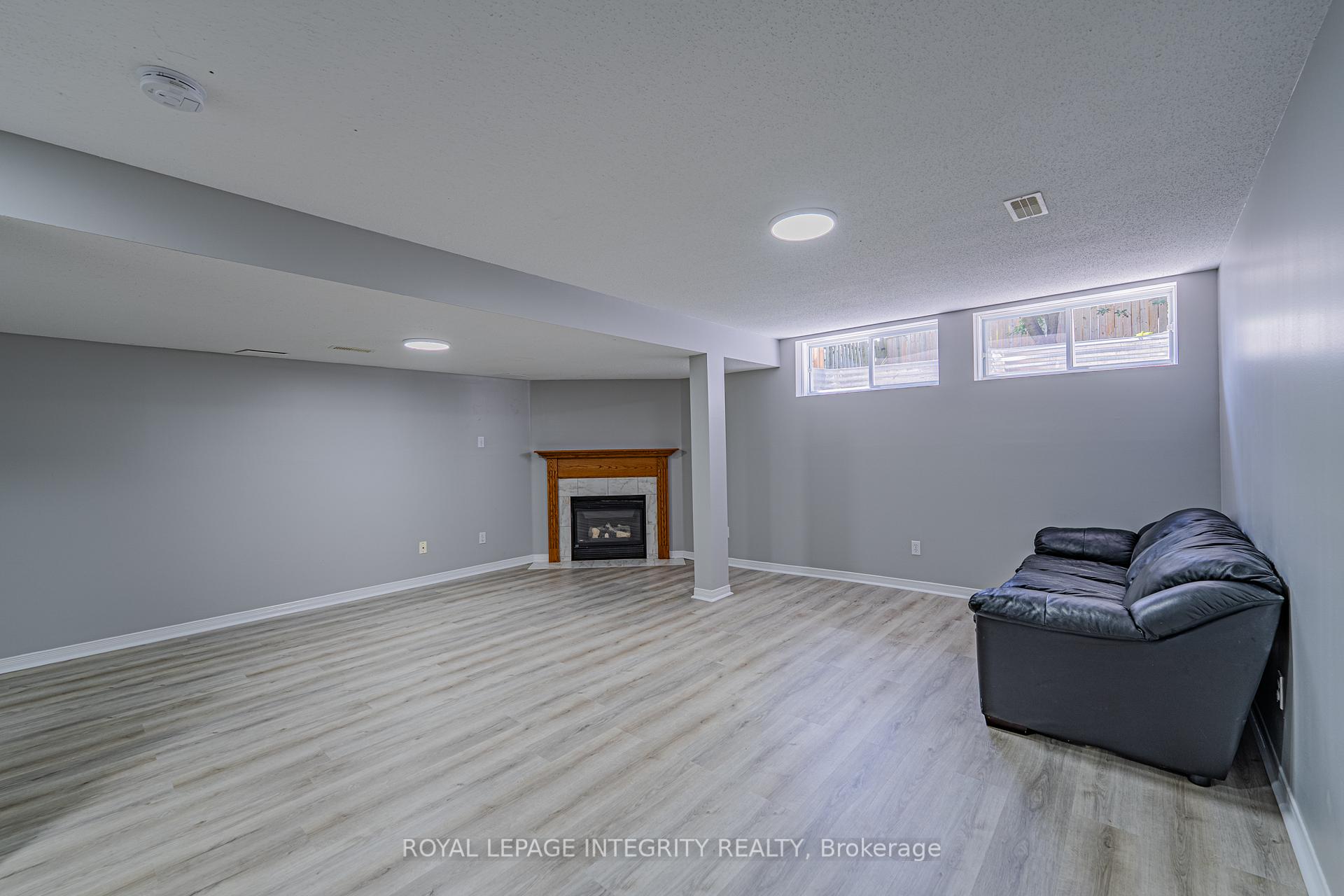 Photo 28 of 165 Kinross Private, Ottawa, Kanata - Morgan's Grant/South March — HOMEH