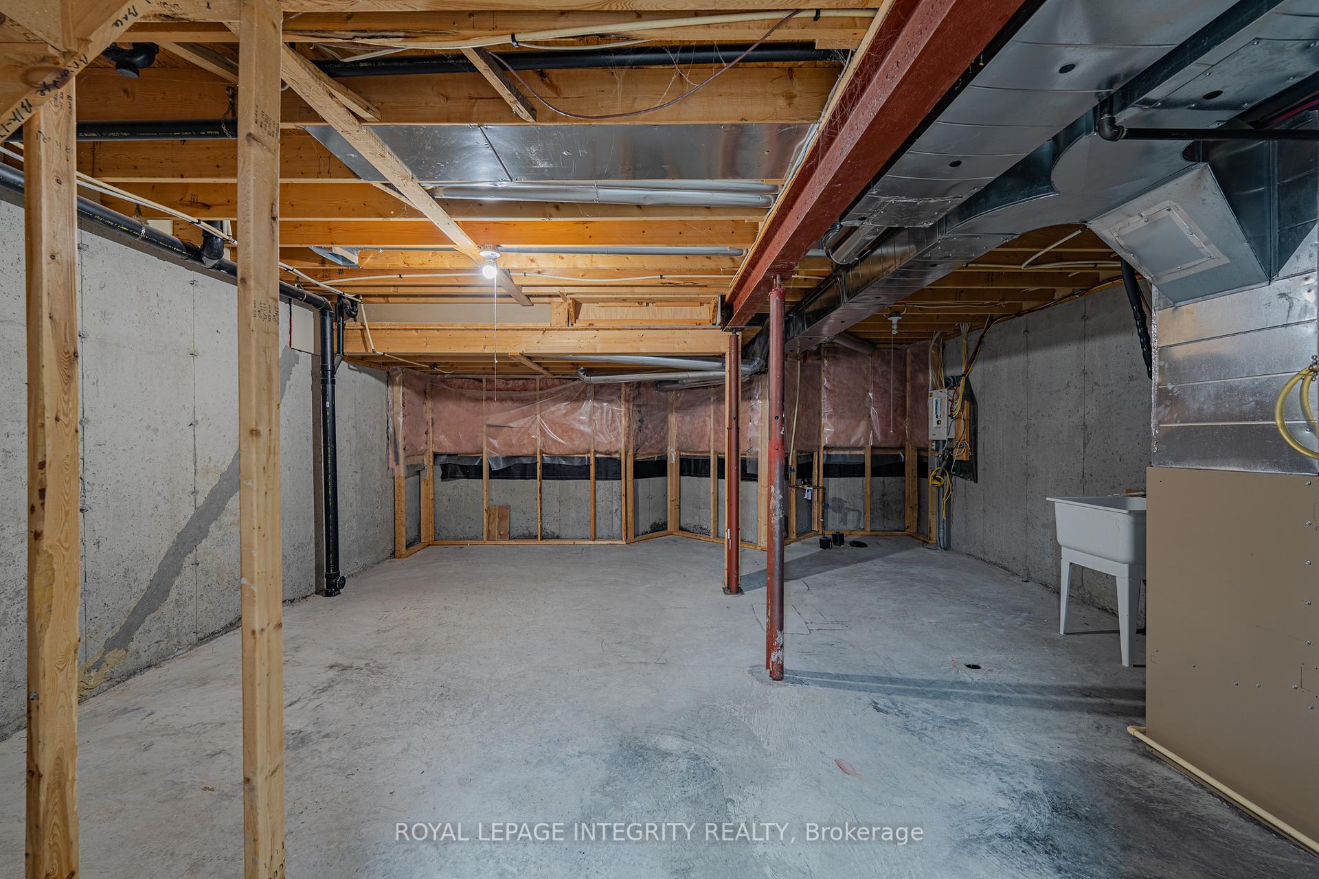 Photo 29 of 165 Kinross Private, Ottawa, Kanata - Morgan's Grant/South March — HOMEH