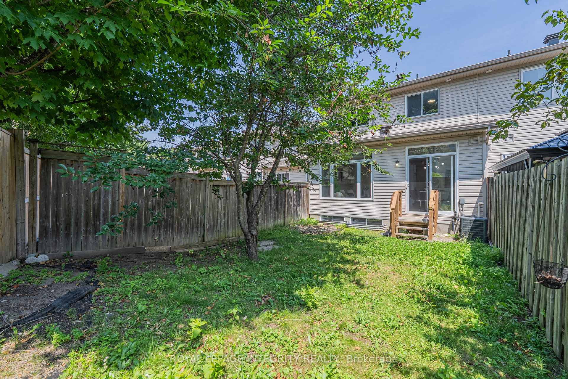 Photo 30 of 165 Kinross Private, Ottawa, Kanata - Morgan's Grant/South March — HOMEH