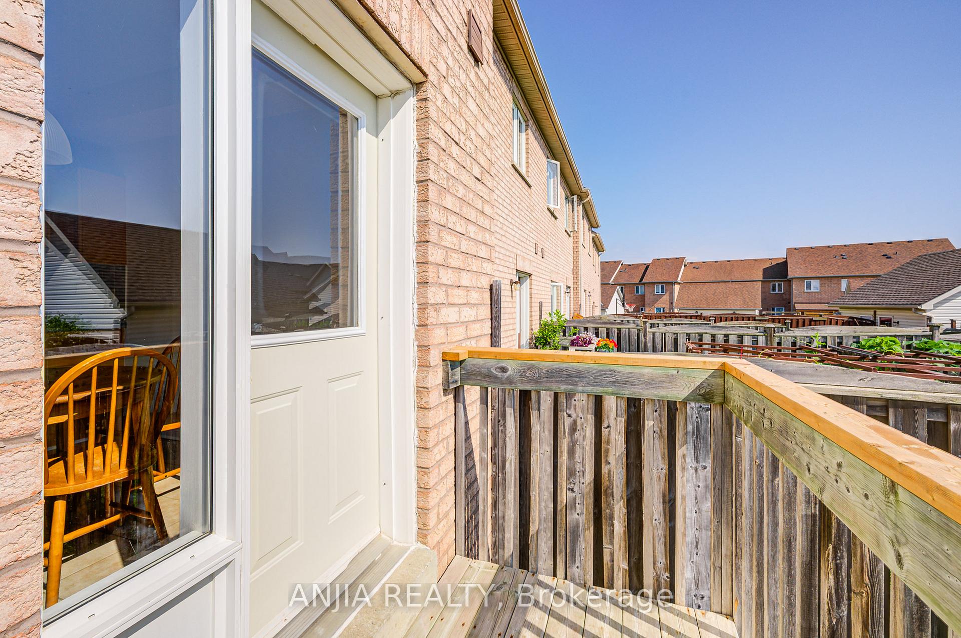 Photo 44 of 27 Piera Gardens, Markham, Village Green-South Unionville — HOMEH
