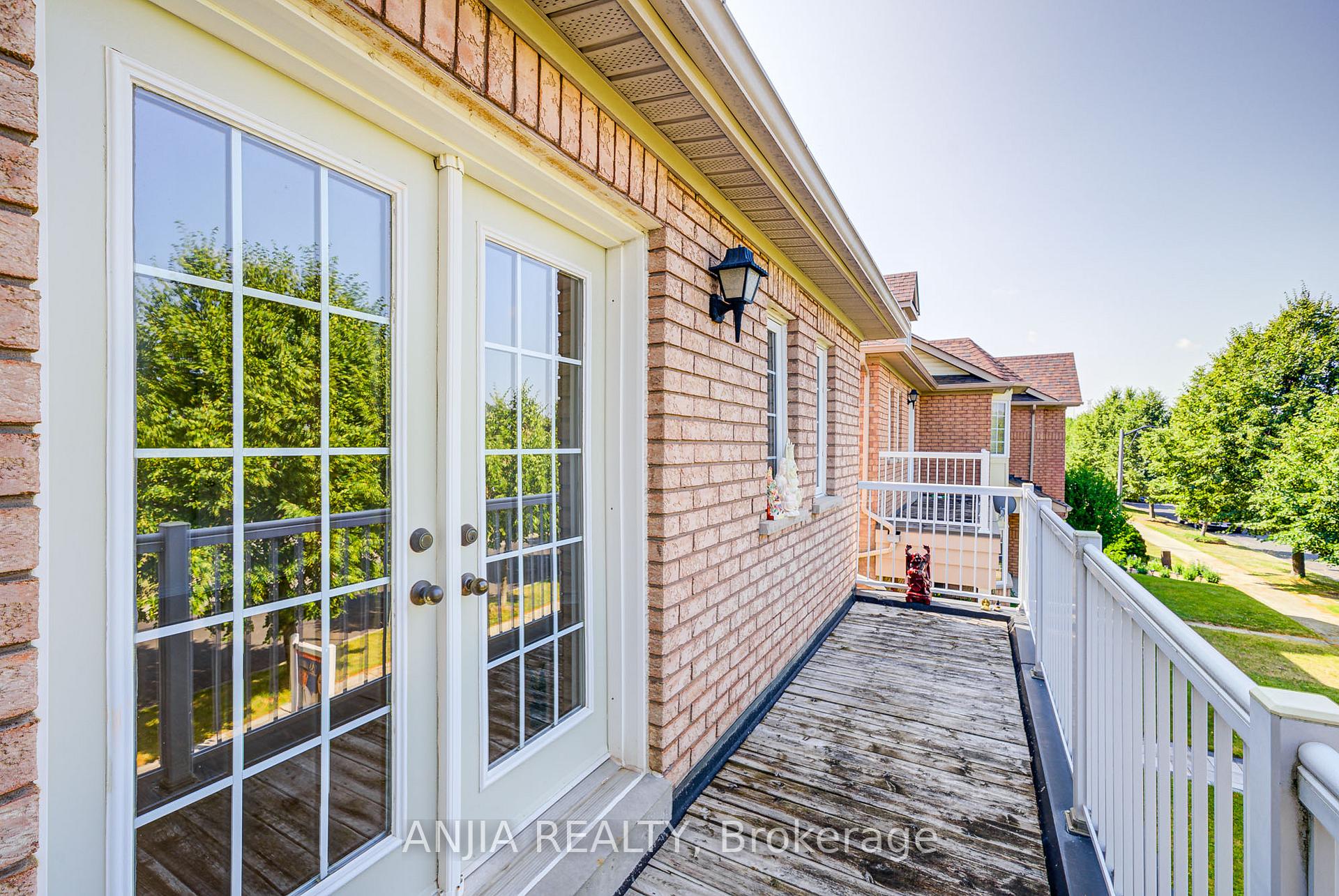 Photo 48 of 27 Piera Gardens, Markham, Village Green-South Unionville — HOMEH
