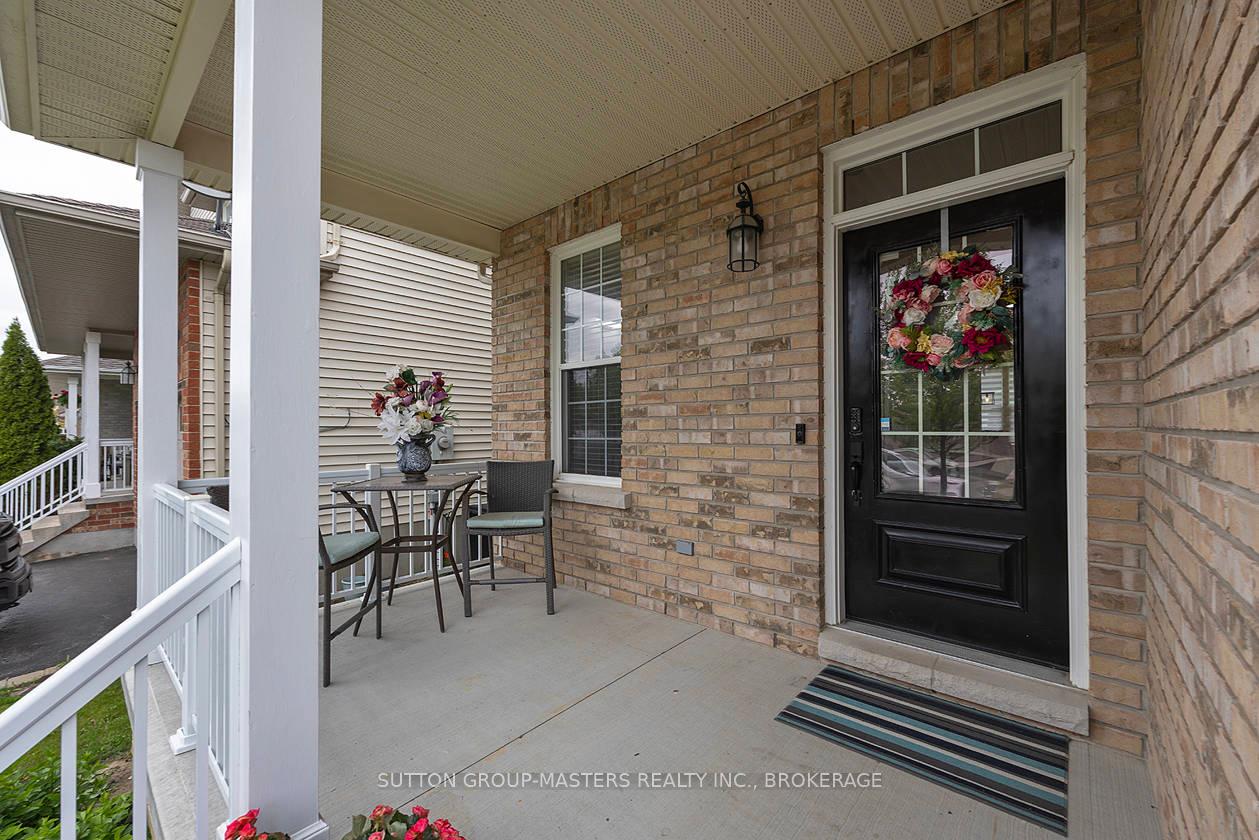 Photo 2 of 227 Rose Abbey Drive, Kingston, Kingston East (Incl Barret Crt) — HOMEH
