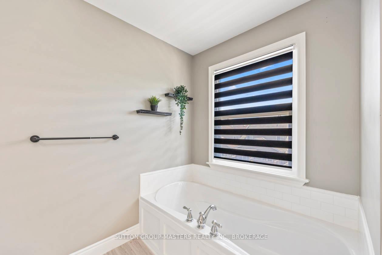 Photo 26 of 227 Rose Abbey Drive, Kingston, Kingston East (Incl Barret Crt) — HOMEH