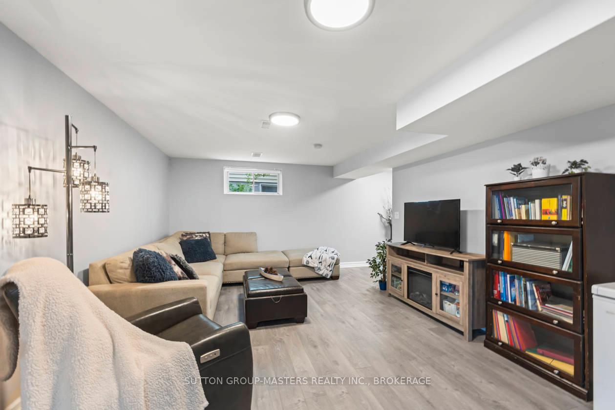 Photo 29 of 227 Rose Abbey Drive, Kingston, Kingston East (Incl Barret Crt) — HOMEH