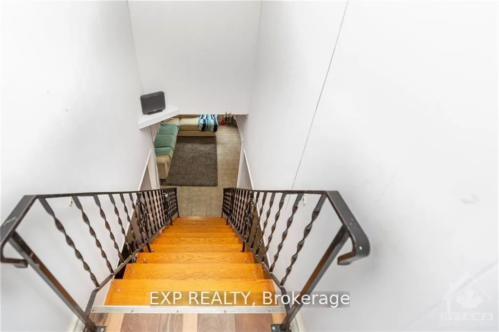 Photo 9 of Unit B, 211 Harriet Street, Arnprior — HOMEH