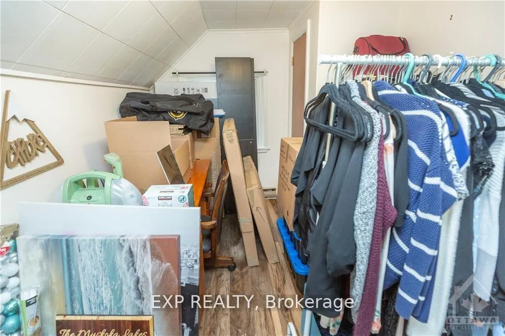 Photo 13 of Unit B, 211 Harriet Street, Arnprior — HOMEH