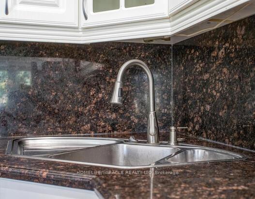 Photo 11 of 70 Elm Ridge Drive, Kitchener — HOMEH