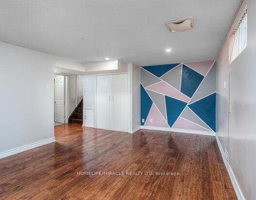 Photo 23 of 70 Elm Ridge Drive, Kitchener — HOMEH
