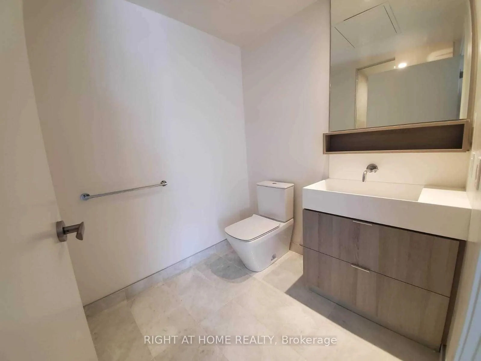 Photo 10 of Unit 2511, 5 Soudan Avenue, Toronto, Mount Pleasant West — HOMEH