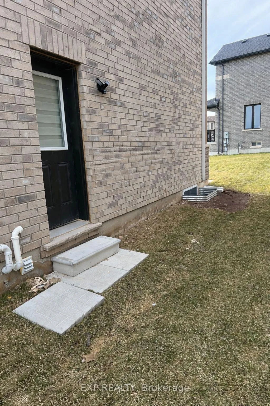 Photo 2 of Unit Bsmt, 841 Tea Landing, Milton, Cobban — HOMEH