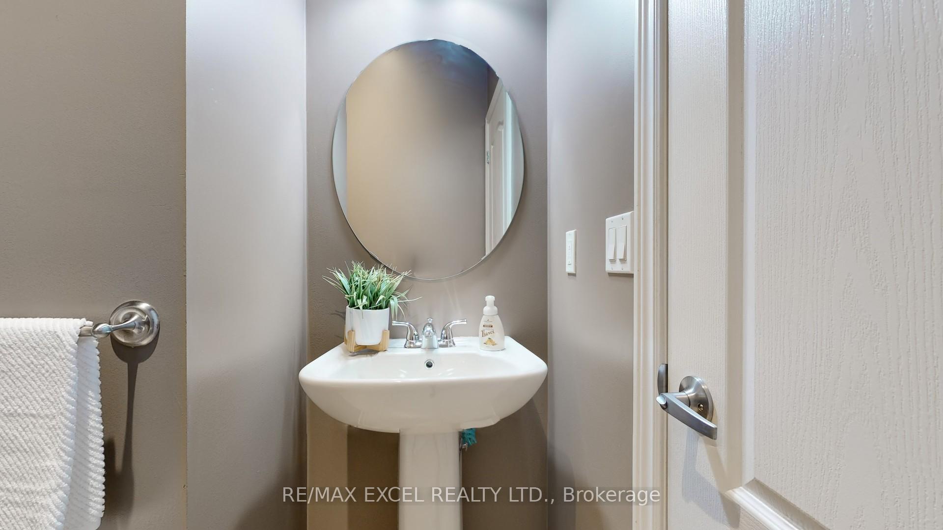 Photo 11 of 2867 Elgin Mills Road E, Markham, Victoria Square — HOMEH