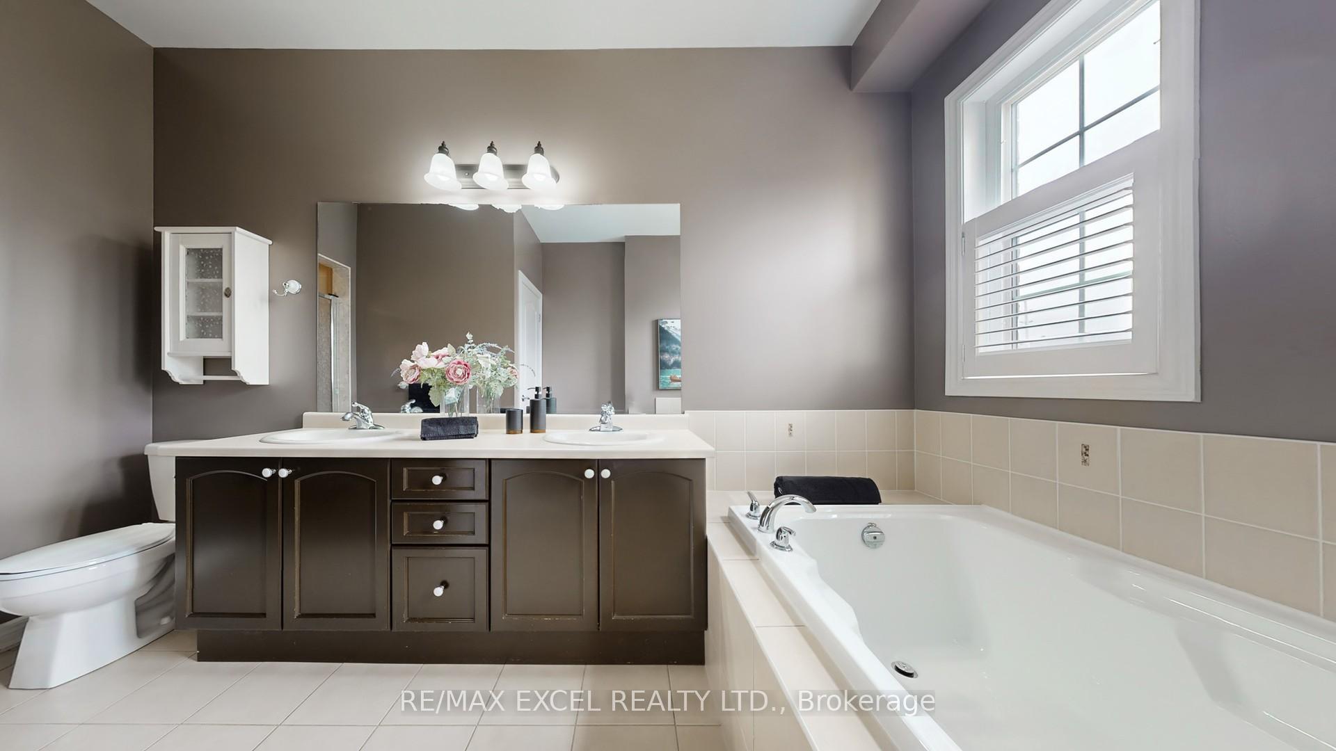 Photo 24 of 2867 Elgin Mills Road E, Markham, Victoria Square — HOMEH