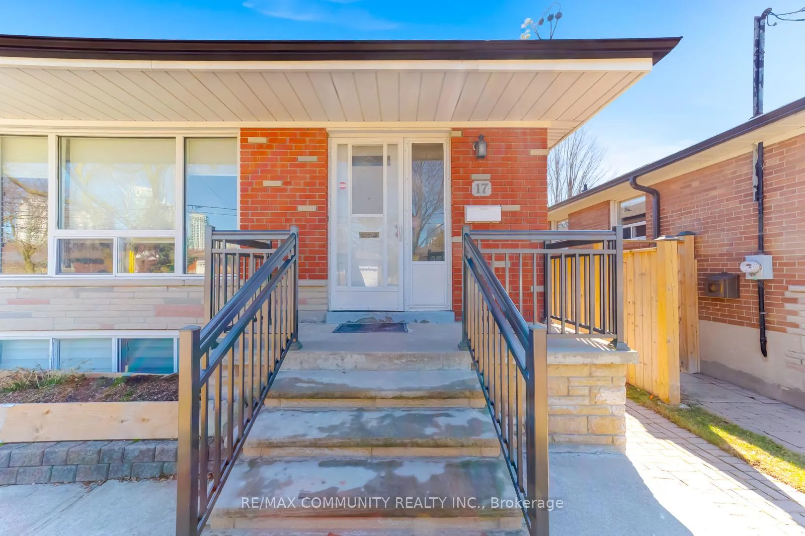 Photo 6 of 17 Madrid Street, Scarborough, Bendale — HOMEH