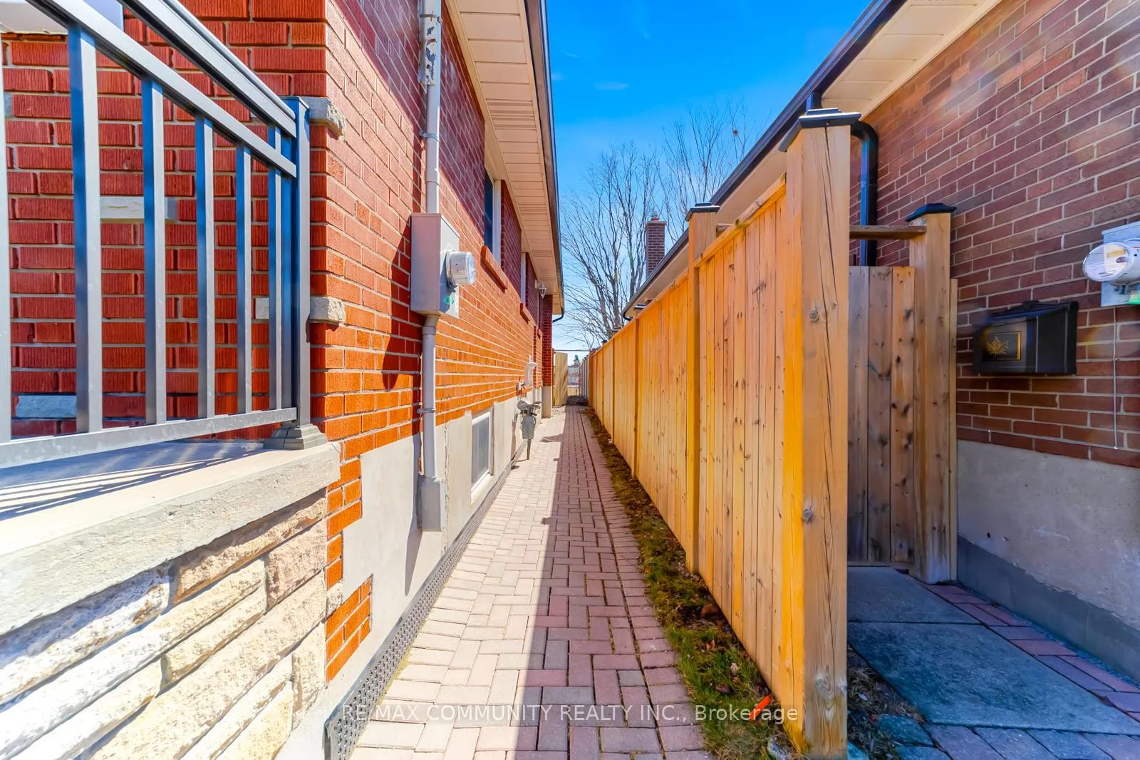 Photo 25 of 17 Madrid Street, Scarborough, Bendale — HOMEH
