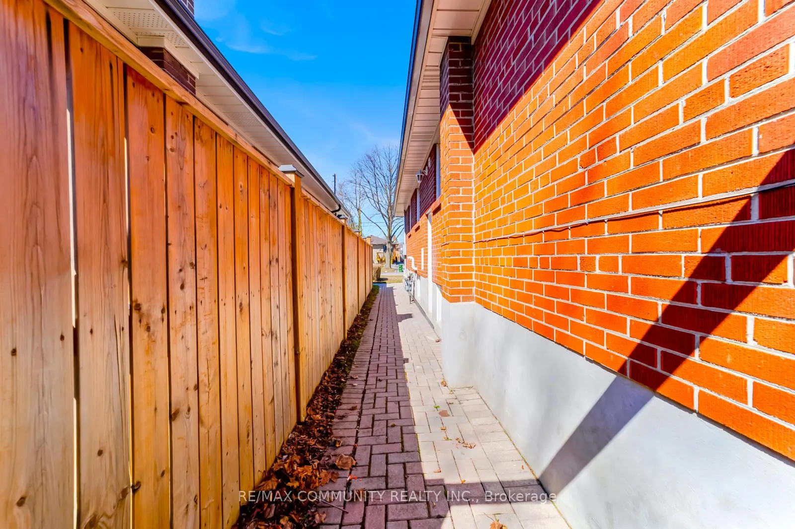 Photo 26 of 17 Madrid Street, Scarborough, Bendale — HOMEH