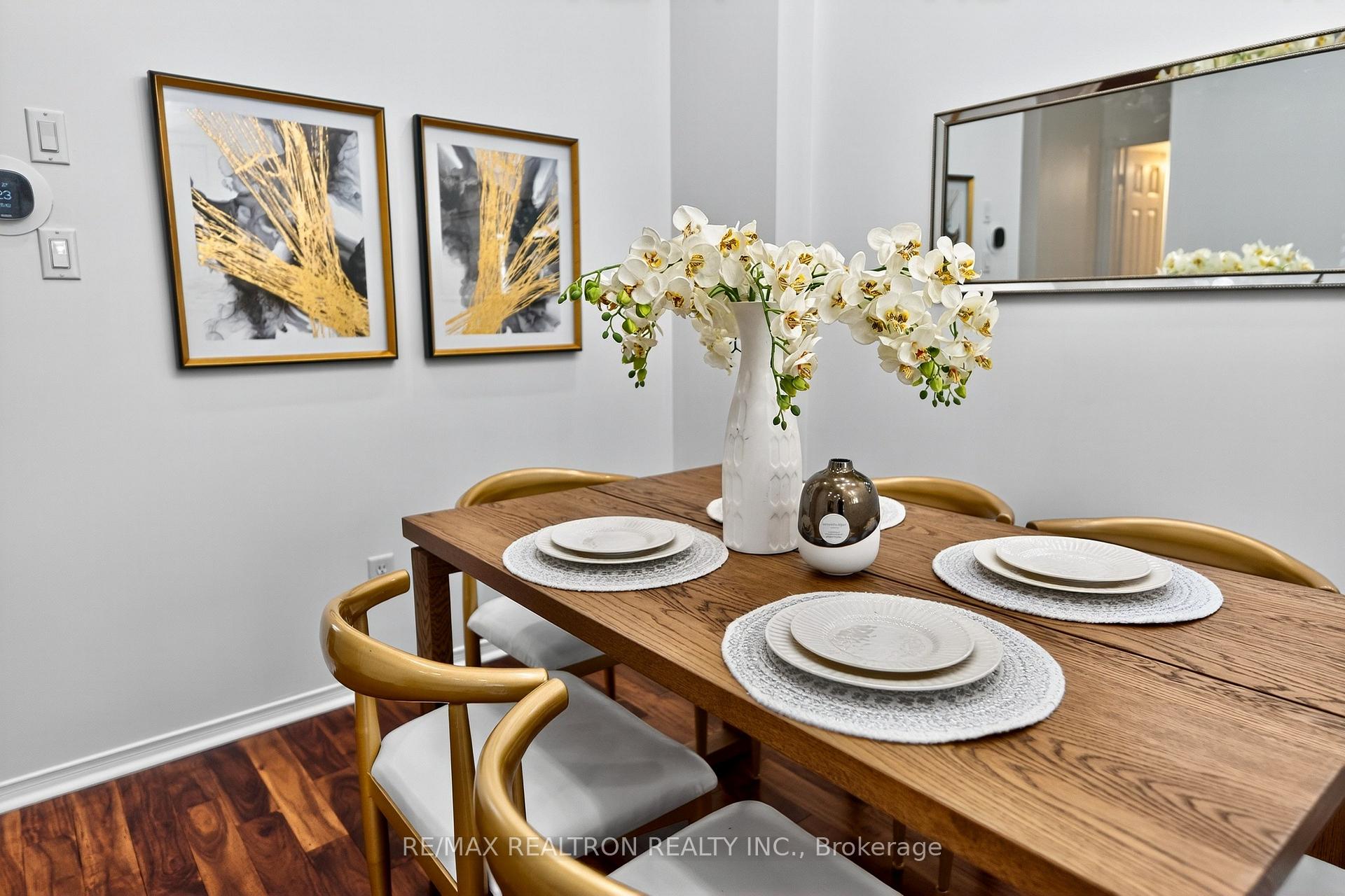 Photo 8 of 54 Dancer's Drive, Markham, Angus Glen — HOMEH
