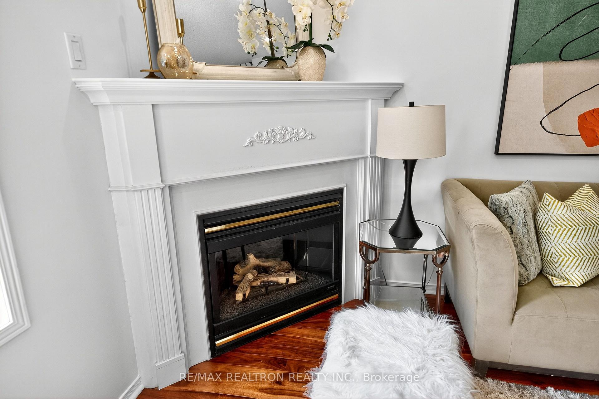 Photo 12 of 54 Dancer's Drive, Markham, Angus Glen — HOMEH