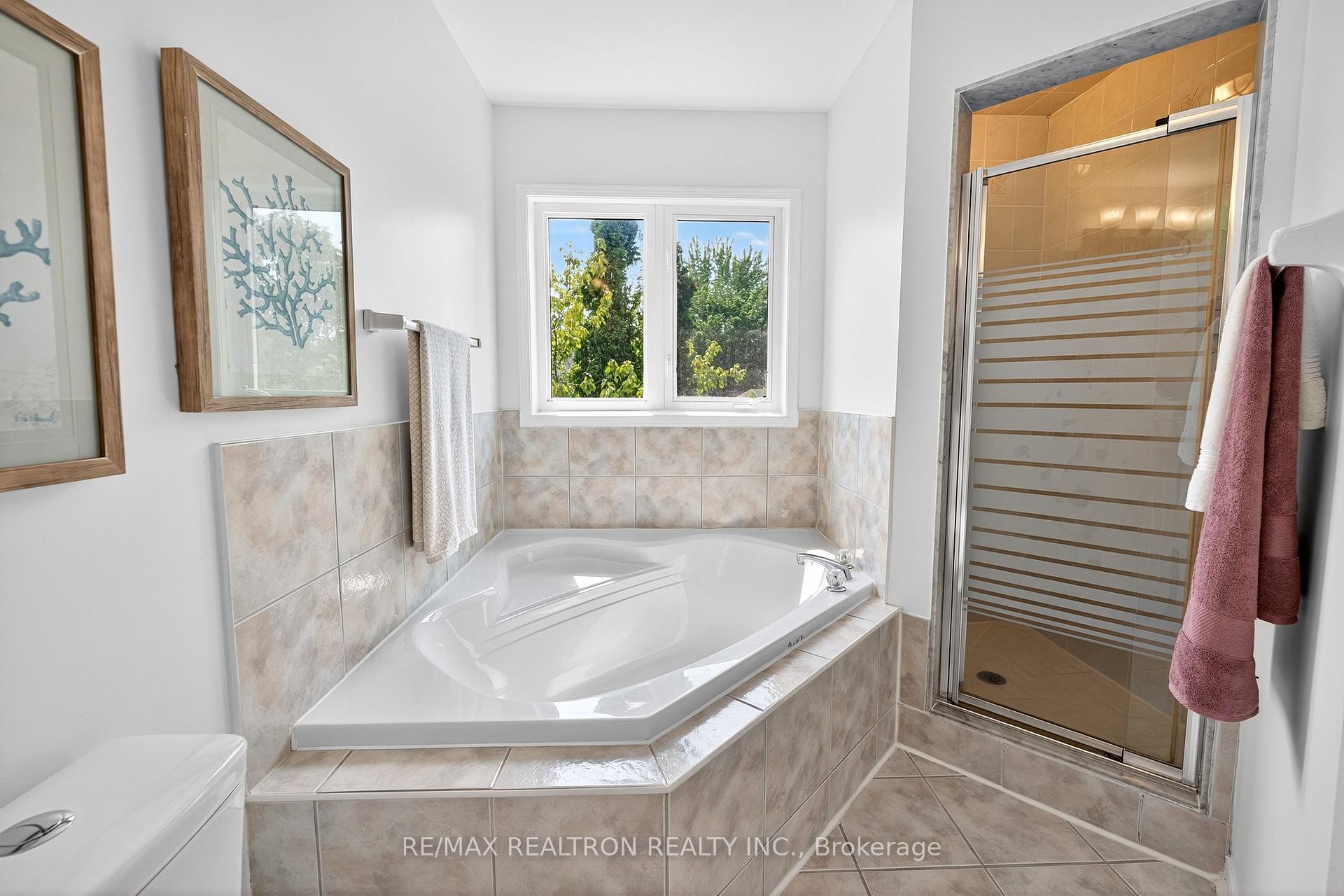 Photo 28 of 54 Dancer's Drive, Markham, Angus Glen — HOMEH