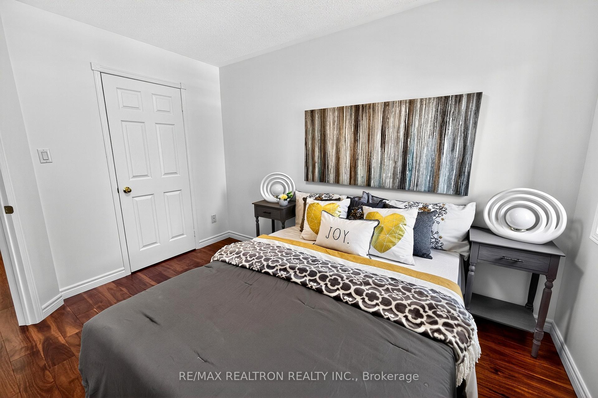 Photo 31 of 54 Dancer's Drive, Markham, Angus Glen — HOMEH