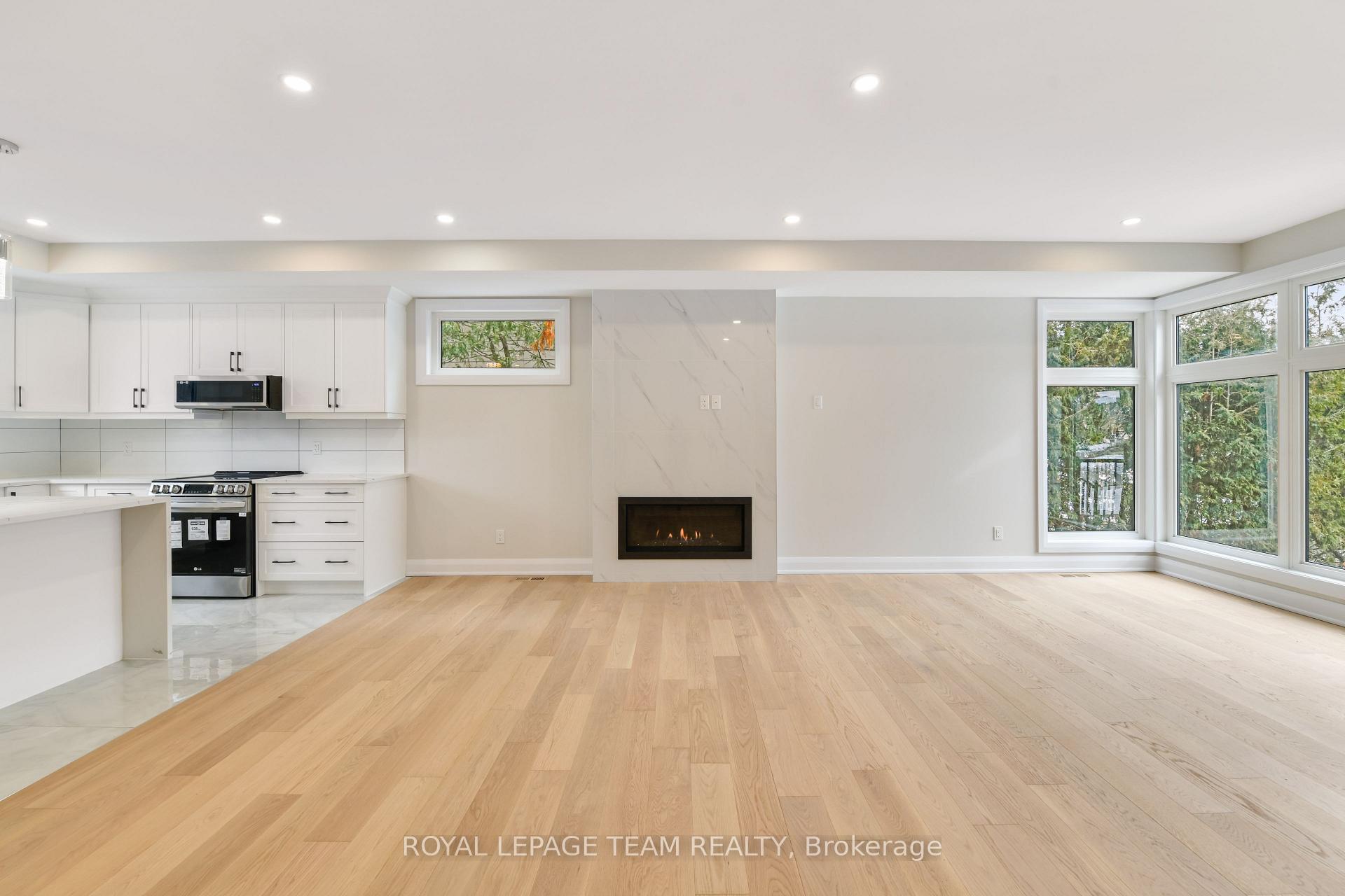 Photo 7 of 845 Melfa Crescent, Ottawa, Mooneys Bay — HOMEH