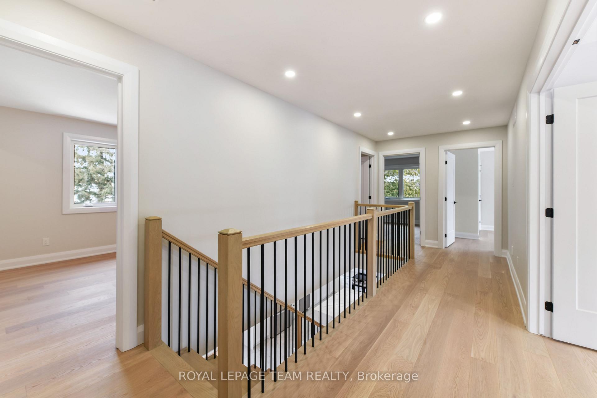 Photo 21 of 845 Melfa Crescent, Ottawa, Mooneys Bay — HOMEH