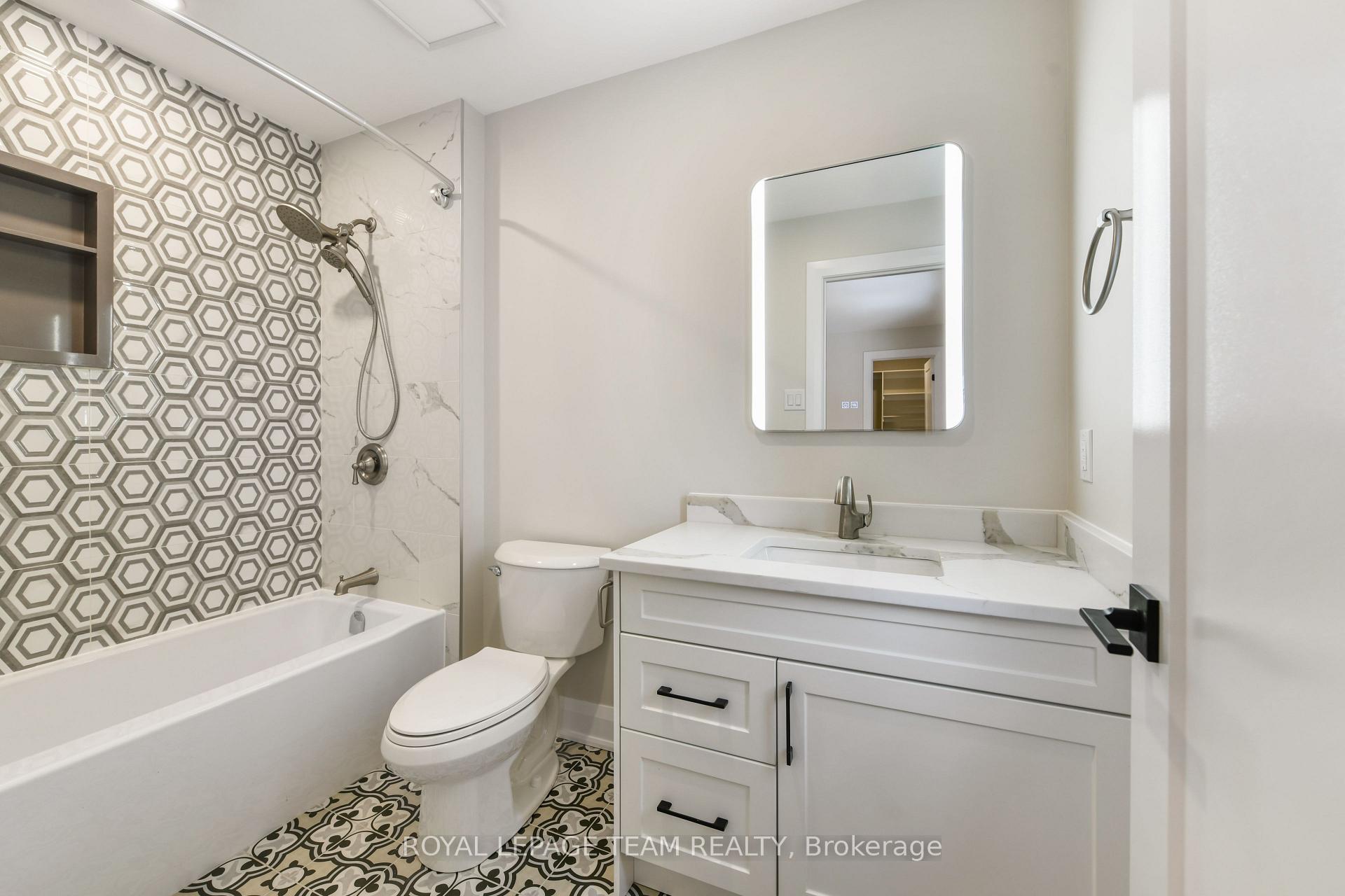 Photo 24 of 845 Melfa Crescent, Ottawa, Mooneys Bay — HOMEH