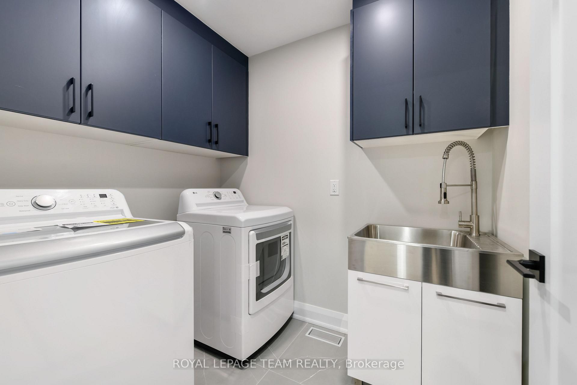 Photo 37 of 845 Melfa Crescent, Ottawa, Mooneys Bay — HOMEH