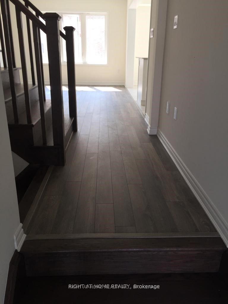 Photo 4 of 100 Leiterman Drive, Milton, Willmott — HOMEH