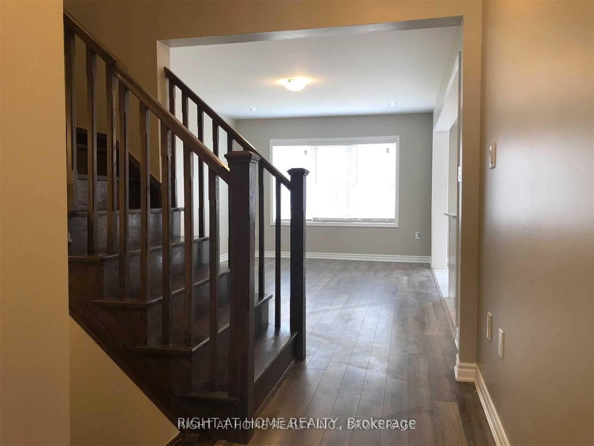 Photo 5 of 100 Leiterman Drive, Milton, Willmott — HOMEH