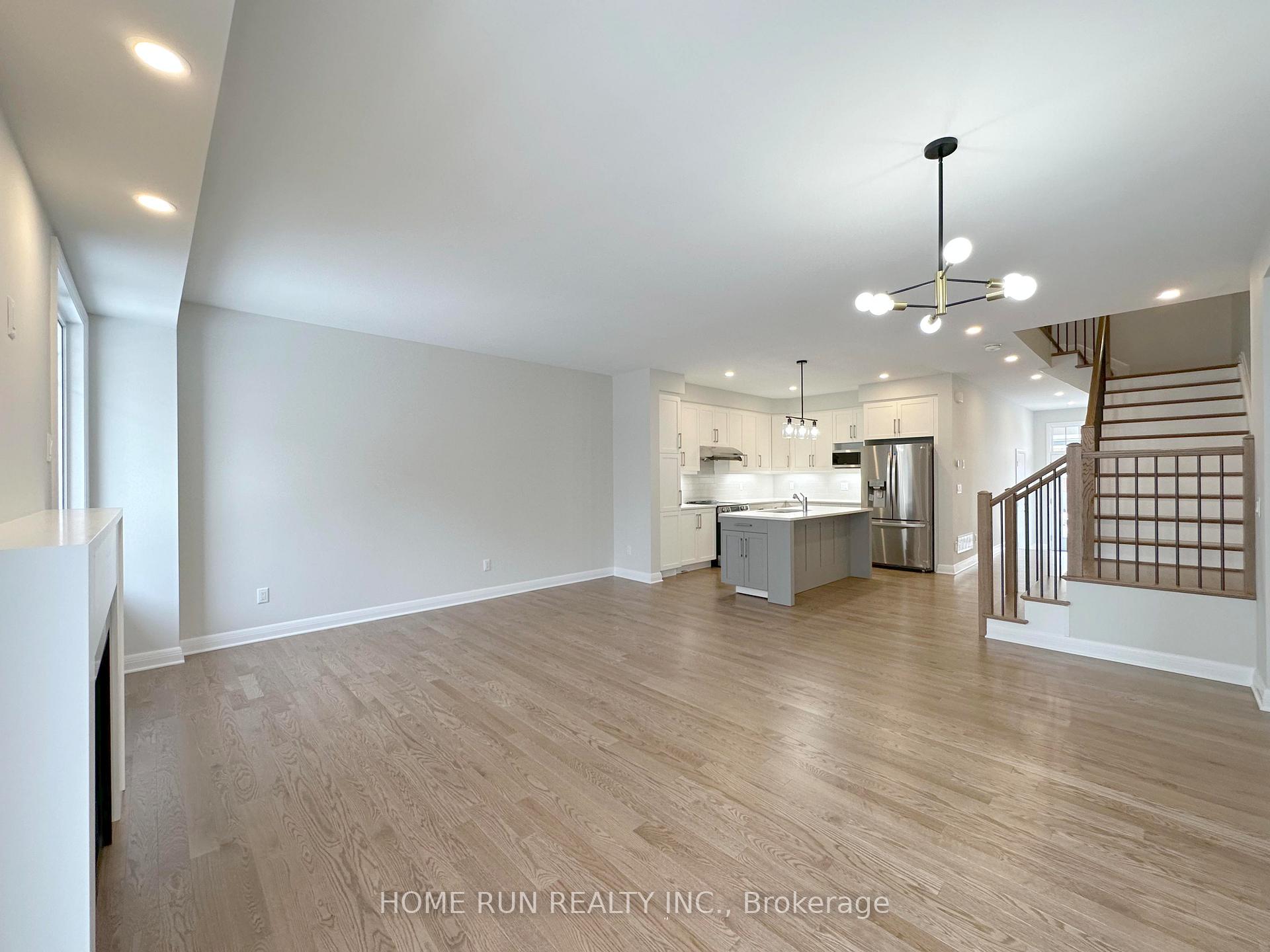 Photo 11 of 505 Hitzlay Terrace, Ottawa, Kanata - Kanata Lakes/Heritage Hills — HOMEH