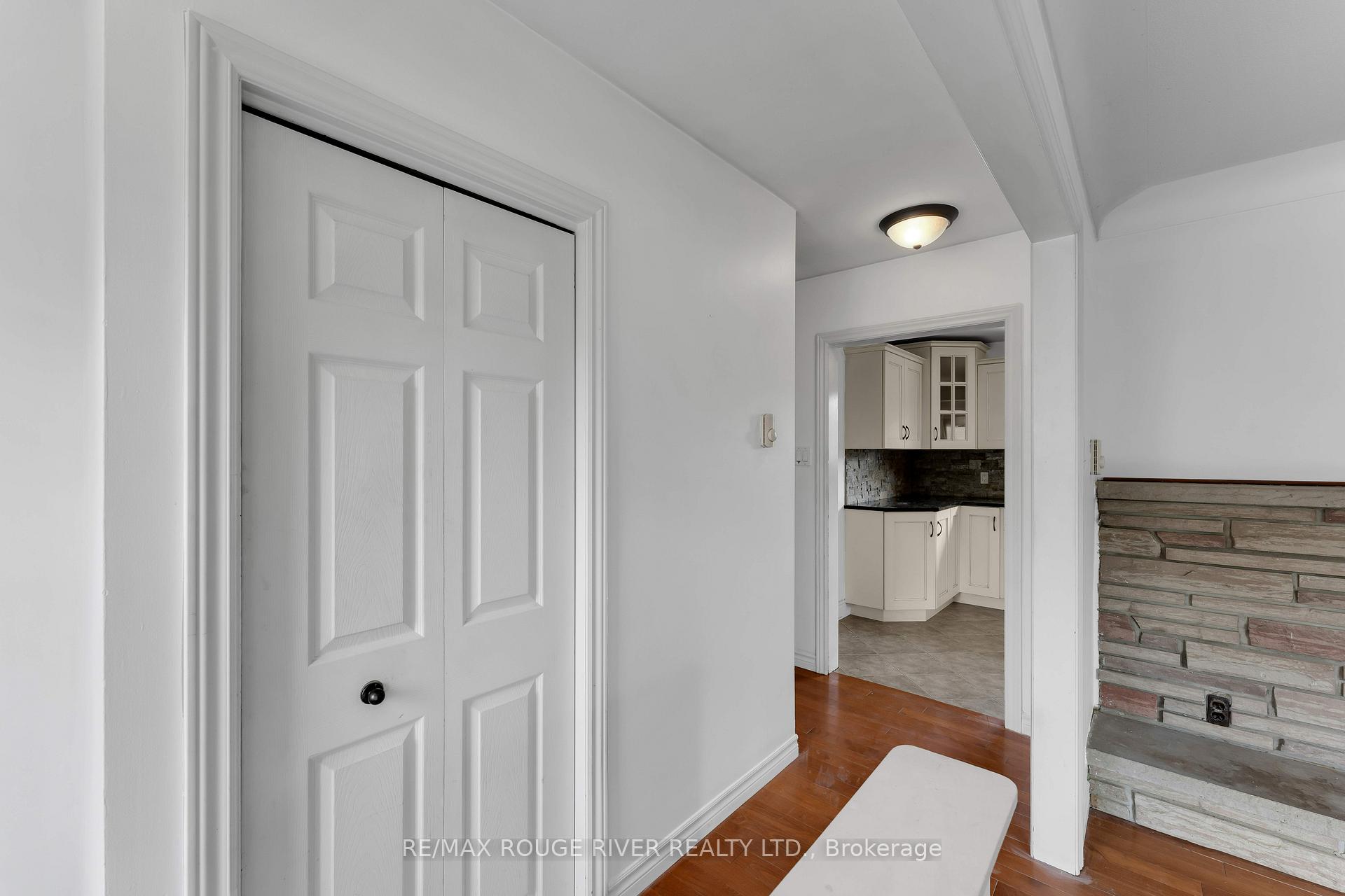Photo 10 of 1261 Prince Charles Drive, Kingston, South of Taylor-Kidd Blvd — HOMEH