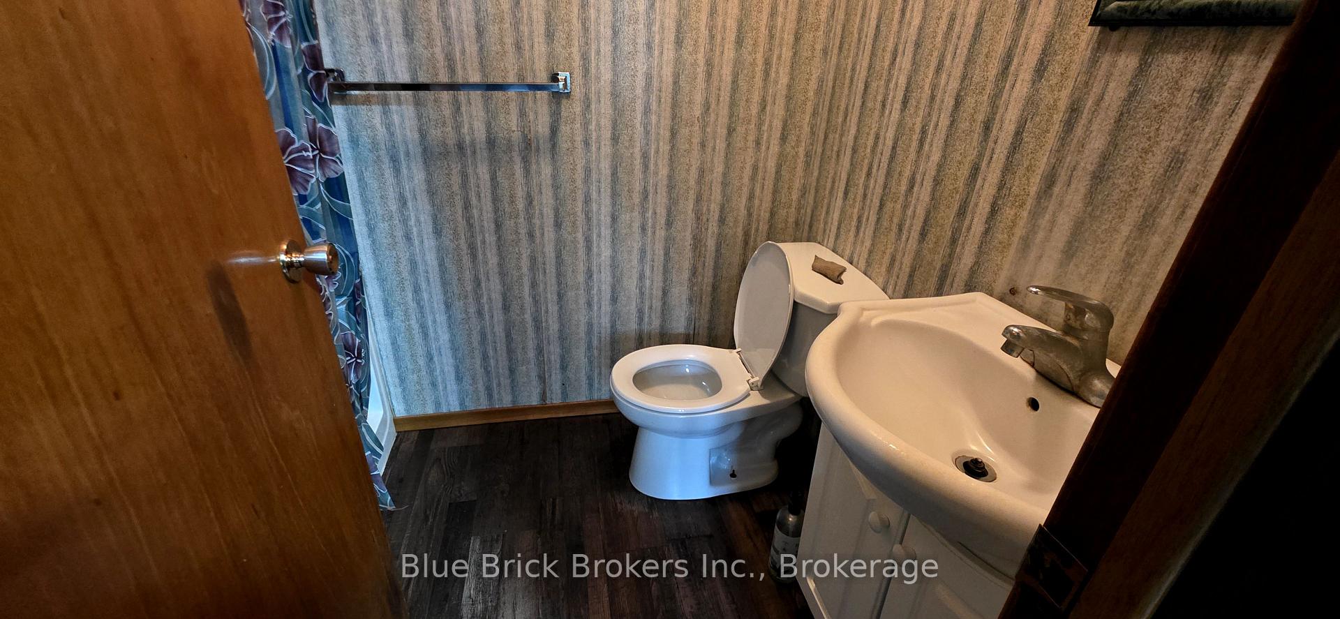 Photo 11 of 10440 Sinclair Drive N, Middlesex Centre, Ilderton — HOMEH