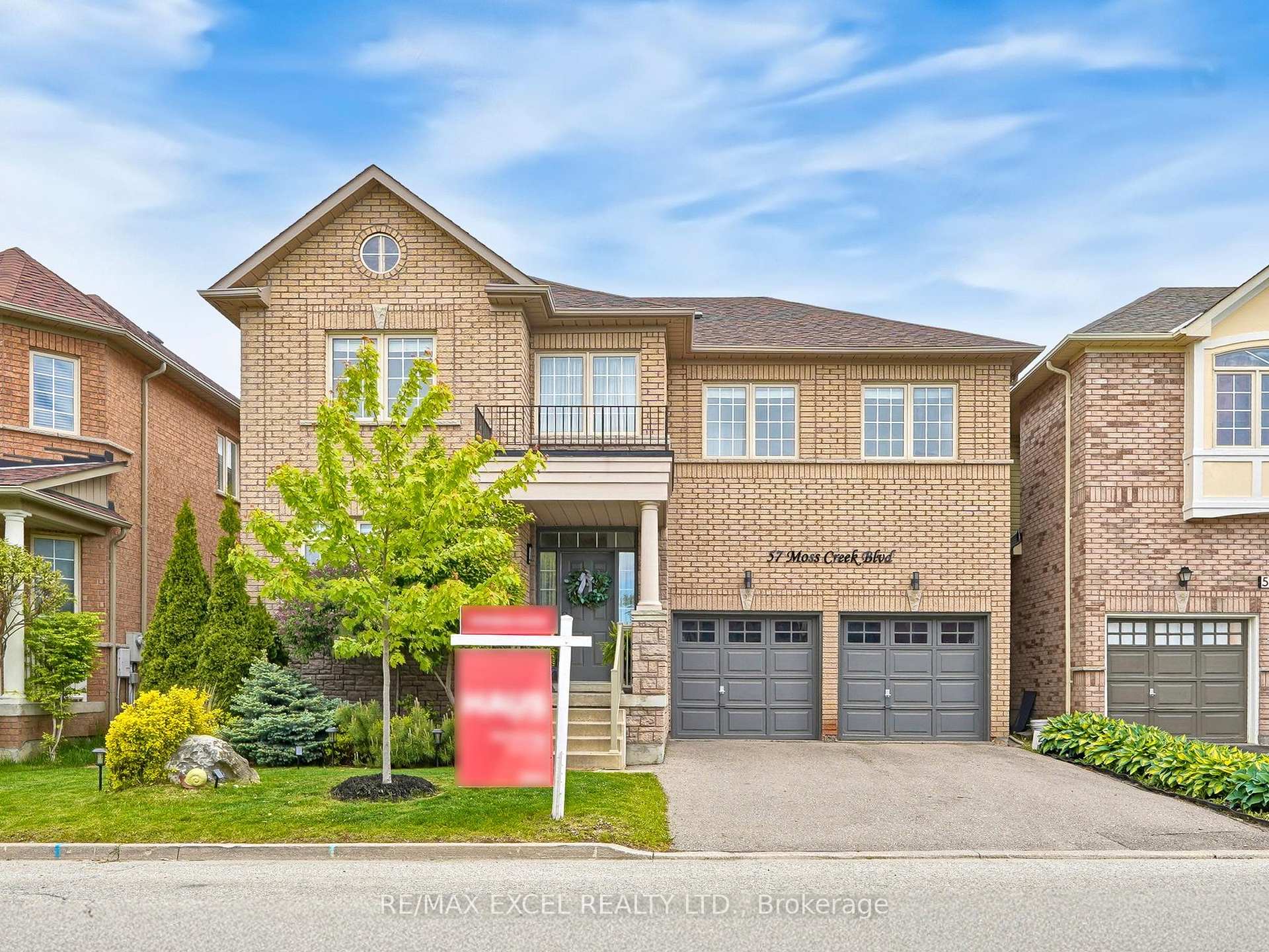 Photo 1 of 57 Moss Creek Boulevard, Markham, Cachet — HOMEH