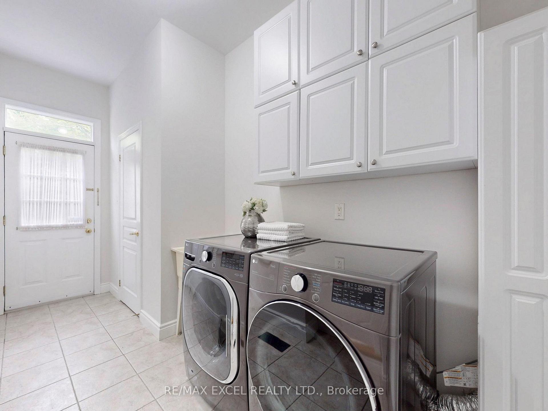 Photo 18 of 57 Moss Creek Boulevard, Markham, Cachet — HOMEH