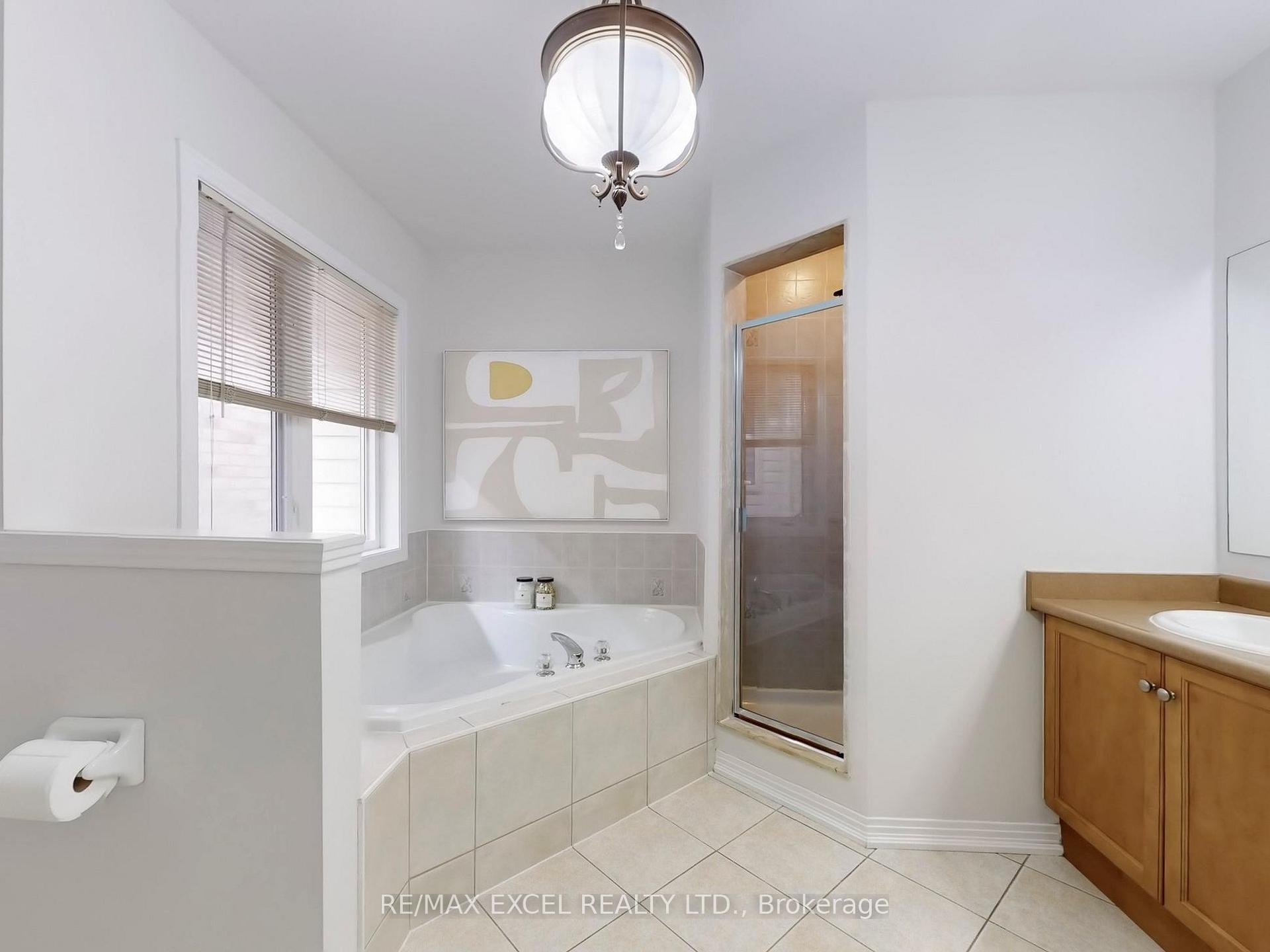 Photo 24 of 57 Moss Creek Boulevard, Markham, Cachet — HOMEH