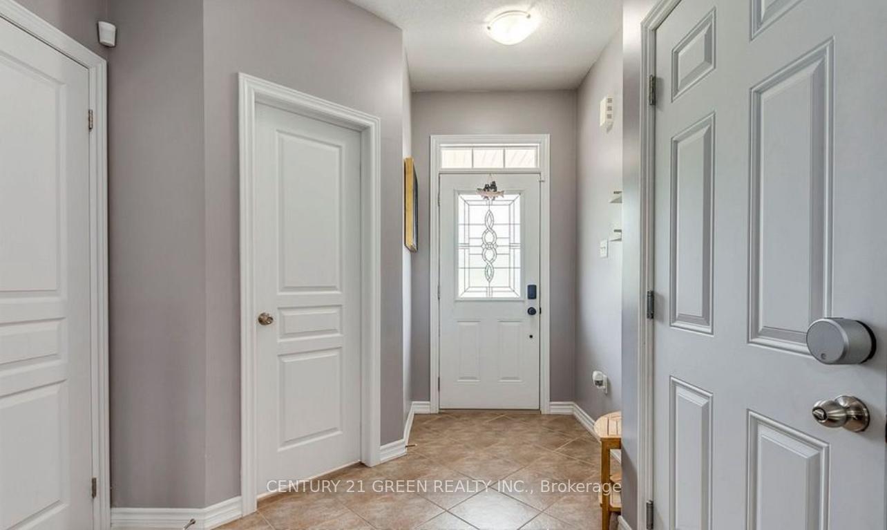 Photo 2 of 654 Murray Meadows Place, Milton, Clarke — HOMEH