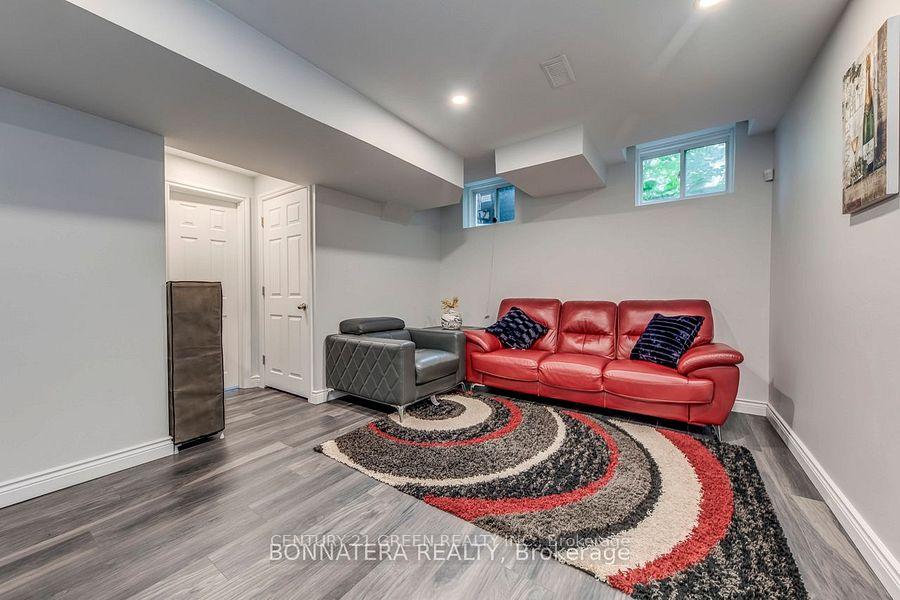 Photo 10 of 654 Murray Meadows Place, Milton, Clarke — HOMEH