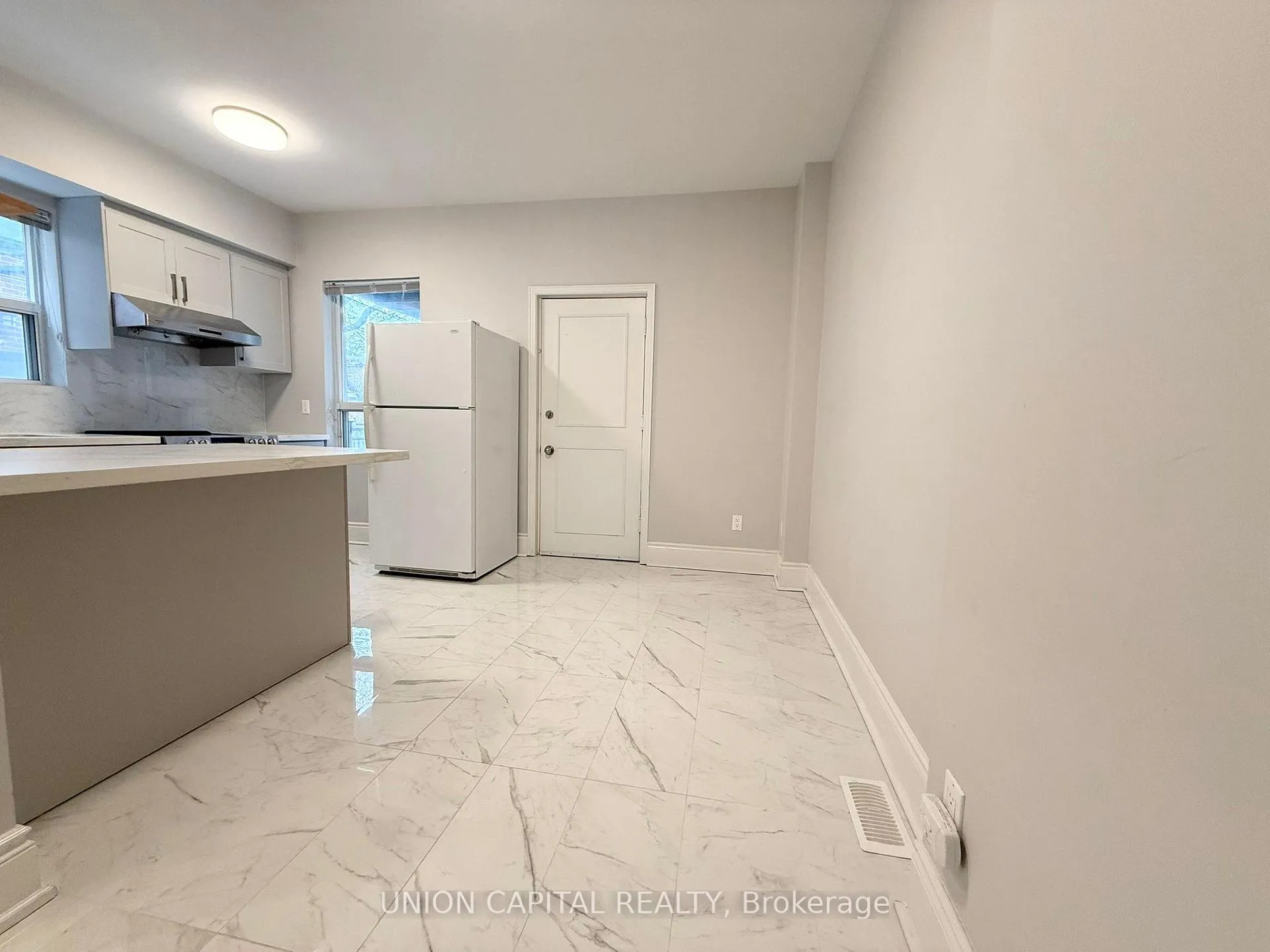 Photo 6 of Unit Main, 382 Margueretta Street, Toronto, Dovercourt-Wallace Emerson-Junction — HOMEH