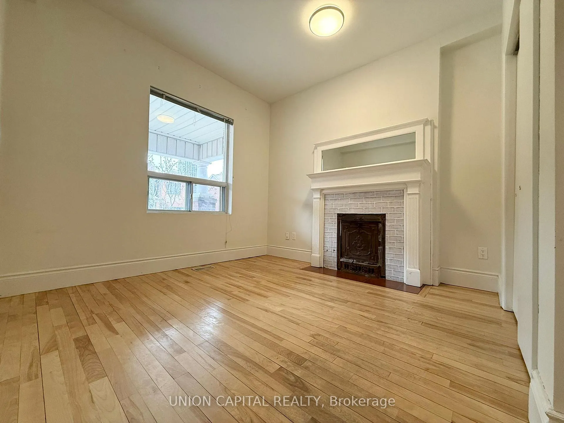 Photo 8 of Unit Main, 382 Margueretta Street, Toronto, Dovercourt-Wallace Emerson-Junction — HOMEH