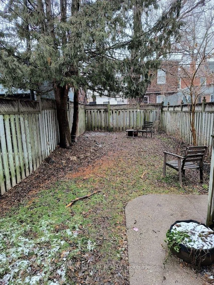 Photo 14 of Unit Main, 382 Margueretta Street, Toronto, Dovercourt-Wallace Emerson-Junction — HOMEH