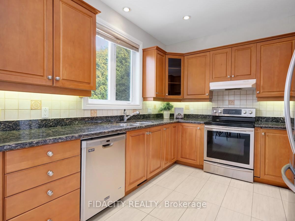 Photo 7 of 3 Marcasite Road, Ottawa, Kanata - Katimavik — HOMEH