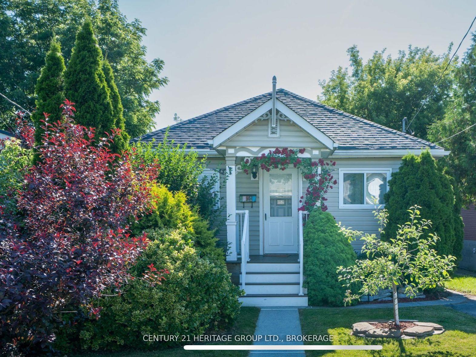 Photo 1 of 31 Fergus Street, Kingston, East of Sir John A. Blvd — HOMEH