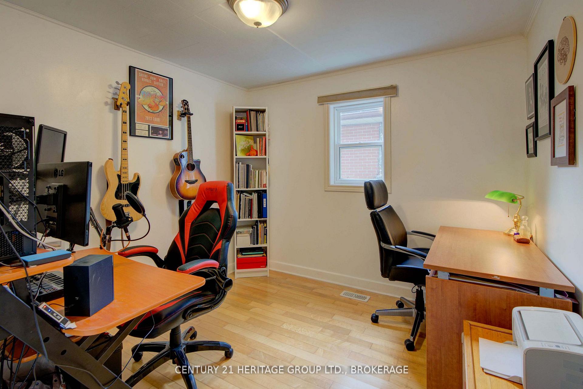 Photo 12 of 31 Fergus Street, Kingston, East of Sir John A. Blvd — HOMEH