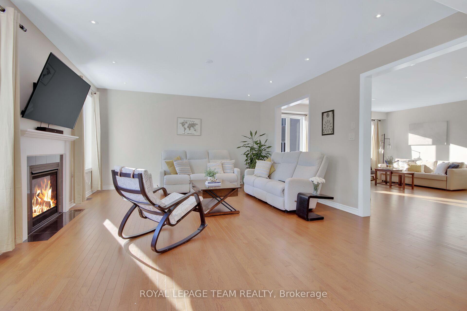 Photo 18 of 628 Silver Spruce Way, Ottawa, Kanata - Emerald Meadows/Trailwest — HOMEH