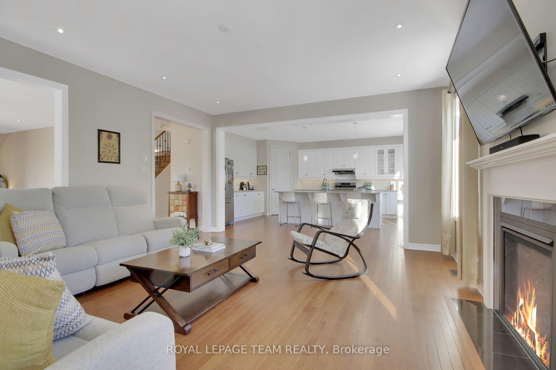 Photo 20 of 628 Silver Spruce Way, Ottawa, Kanata - Emerald Meadows/Trailwest — HOMEH