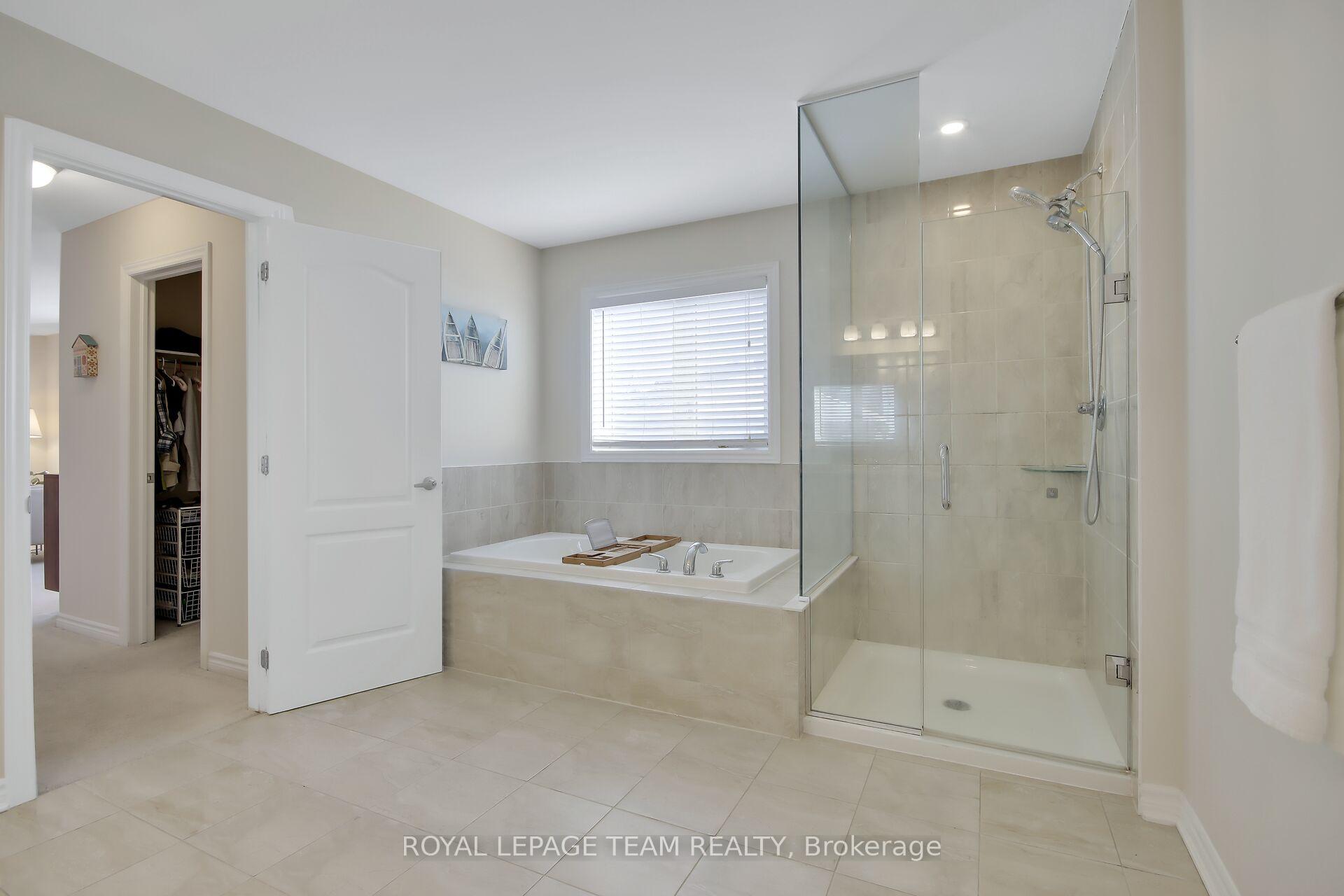 Photo 30 of 628 Silver Spruce Way, Ottawa, Kanata - Emerald Meadows/Trailwest — HOMEH